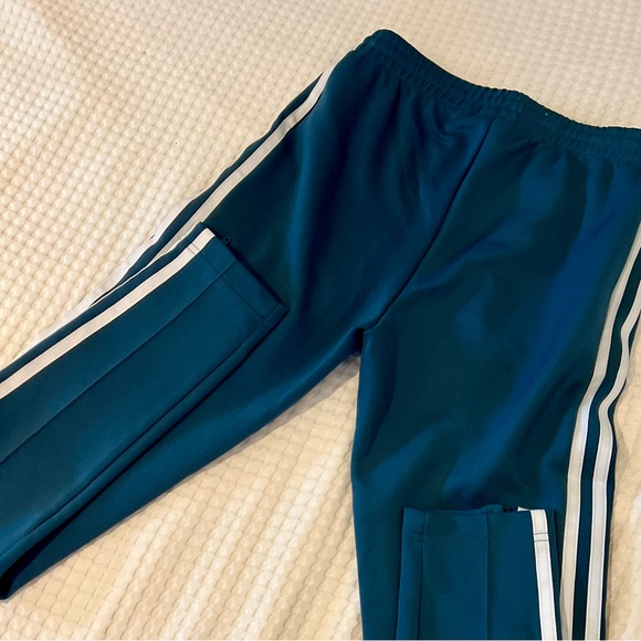 Adidas Originals Women’s Teal Blue SST Track Pants, Size US 2XS - Picture 4 of 6